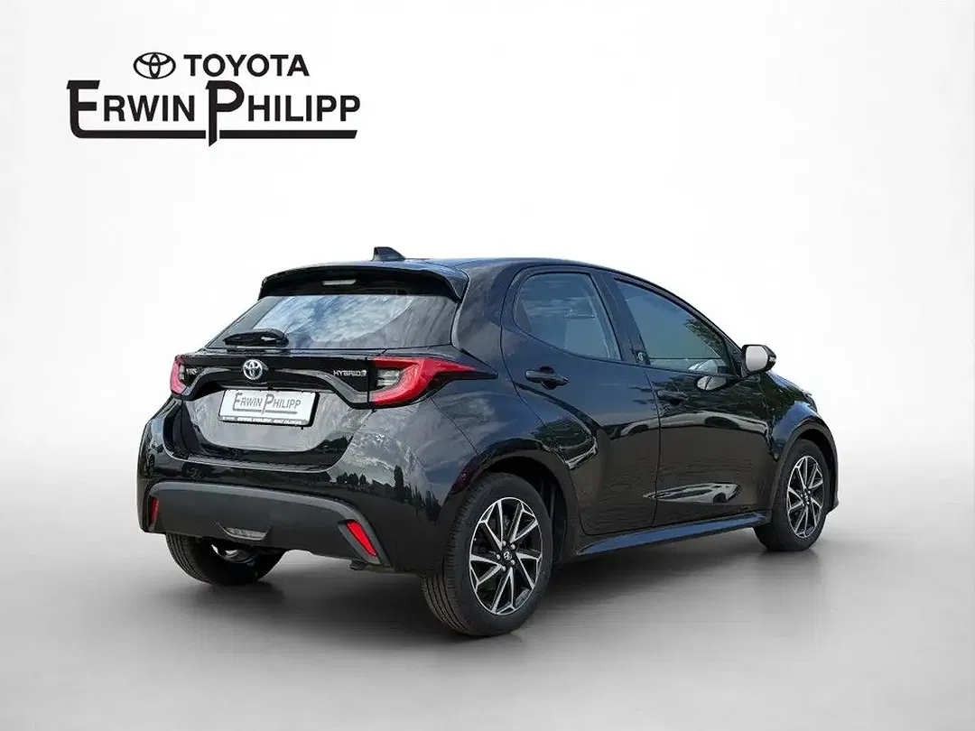 Toyota Yaris - Thumbnail 4