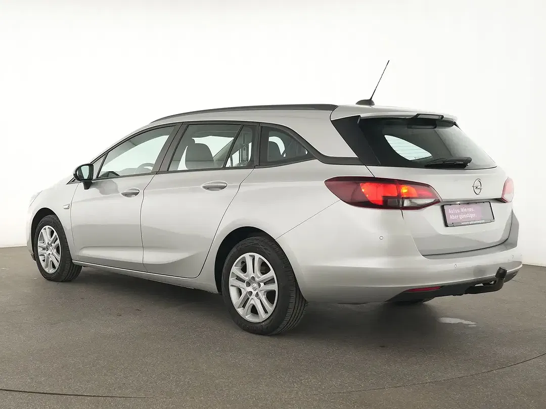Opel Astra - Thumbnail 9