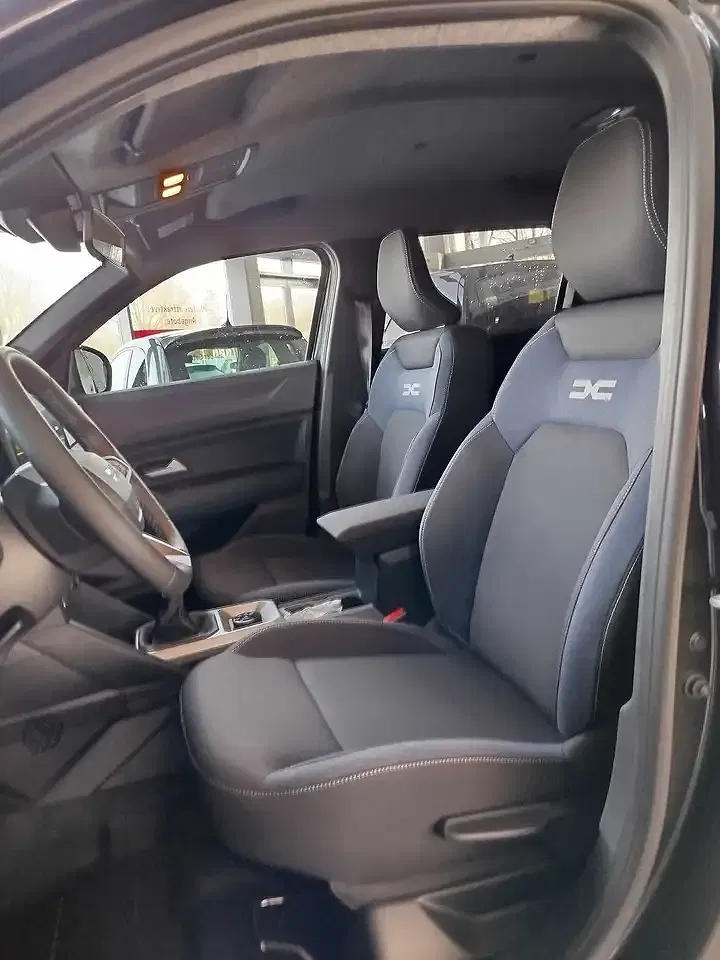 Dacia Duster - Thumbnail 9