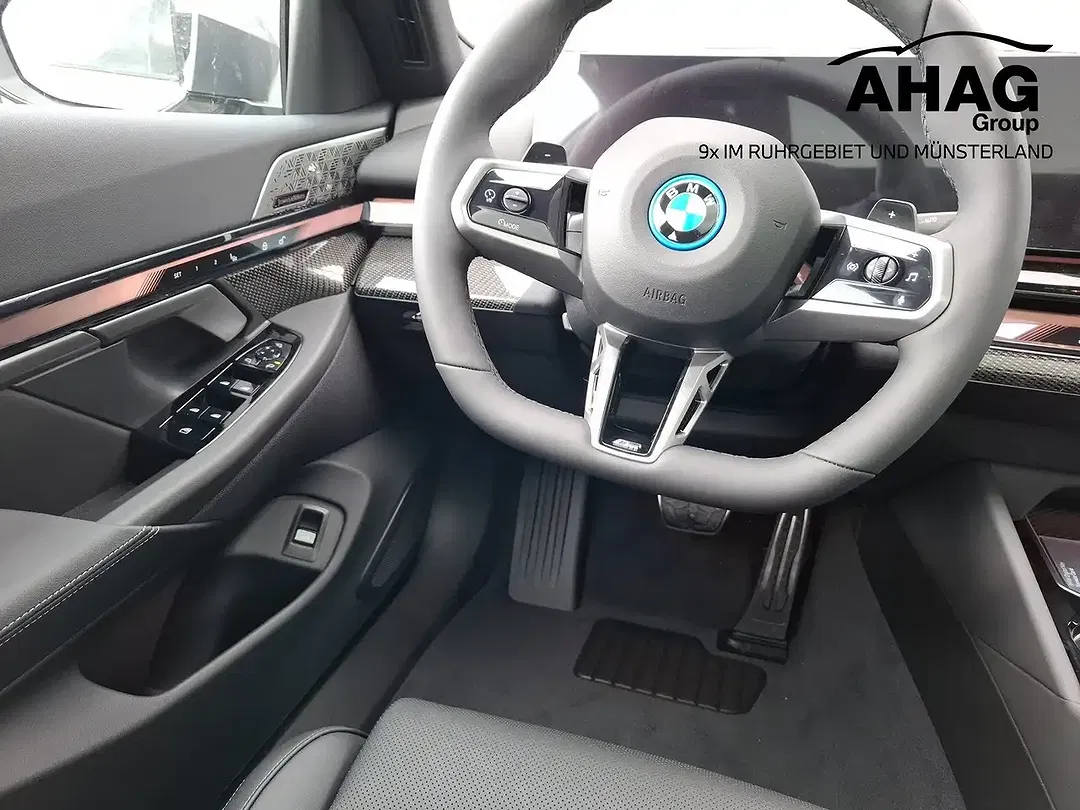 BMW 550 - Thumbnail 11