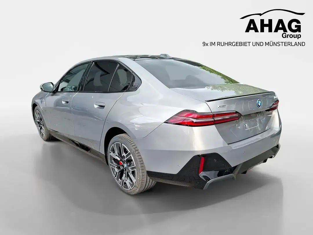 BMW 550 - Thumbnail 4