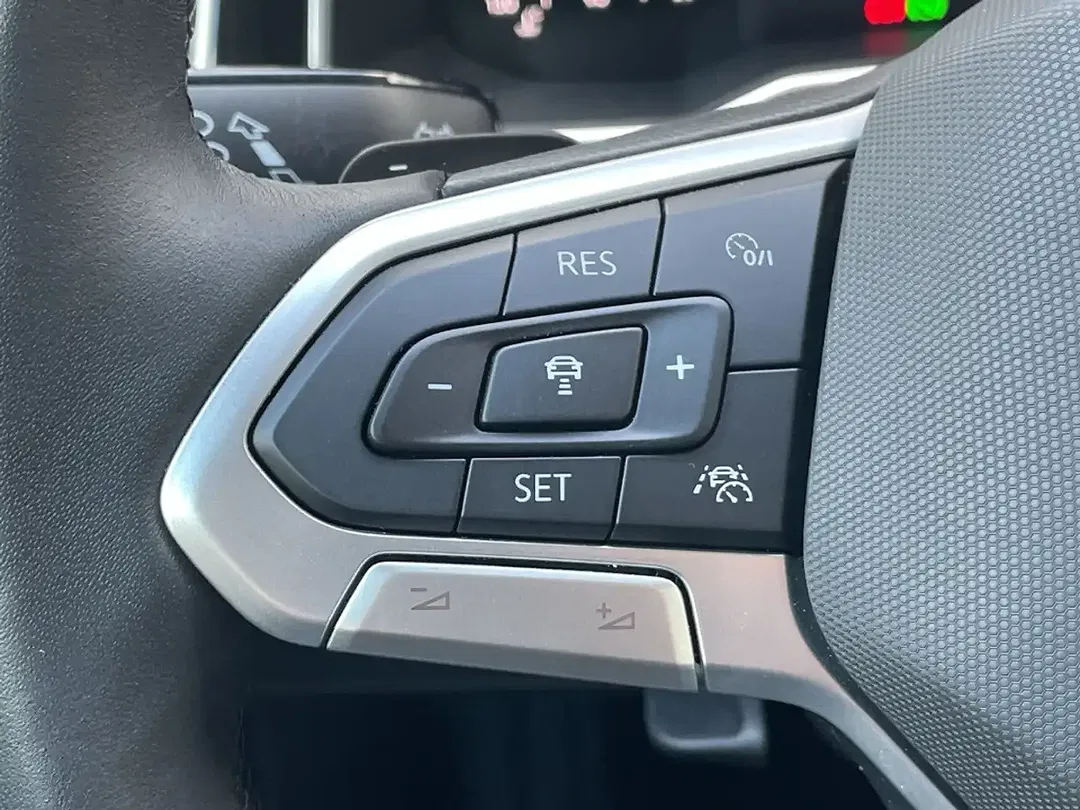 Volkswagen Polo - Thumbnail 14